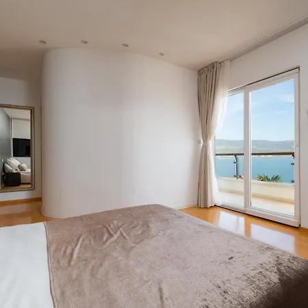 빌라 Mirjana - Exclusive Beachfront 6 Bedroom With Pool *